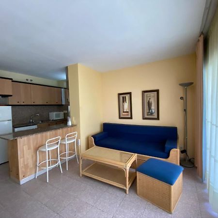 Apartamento Cerca De Playa Салоу Екстериор снимка