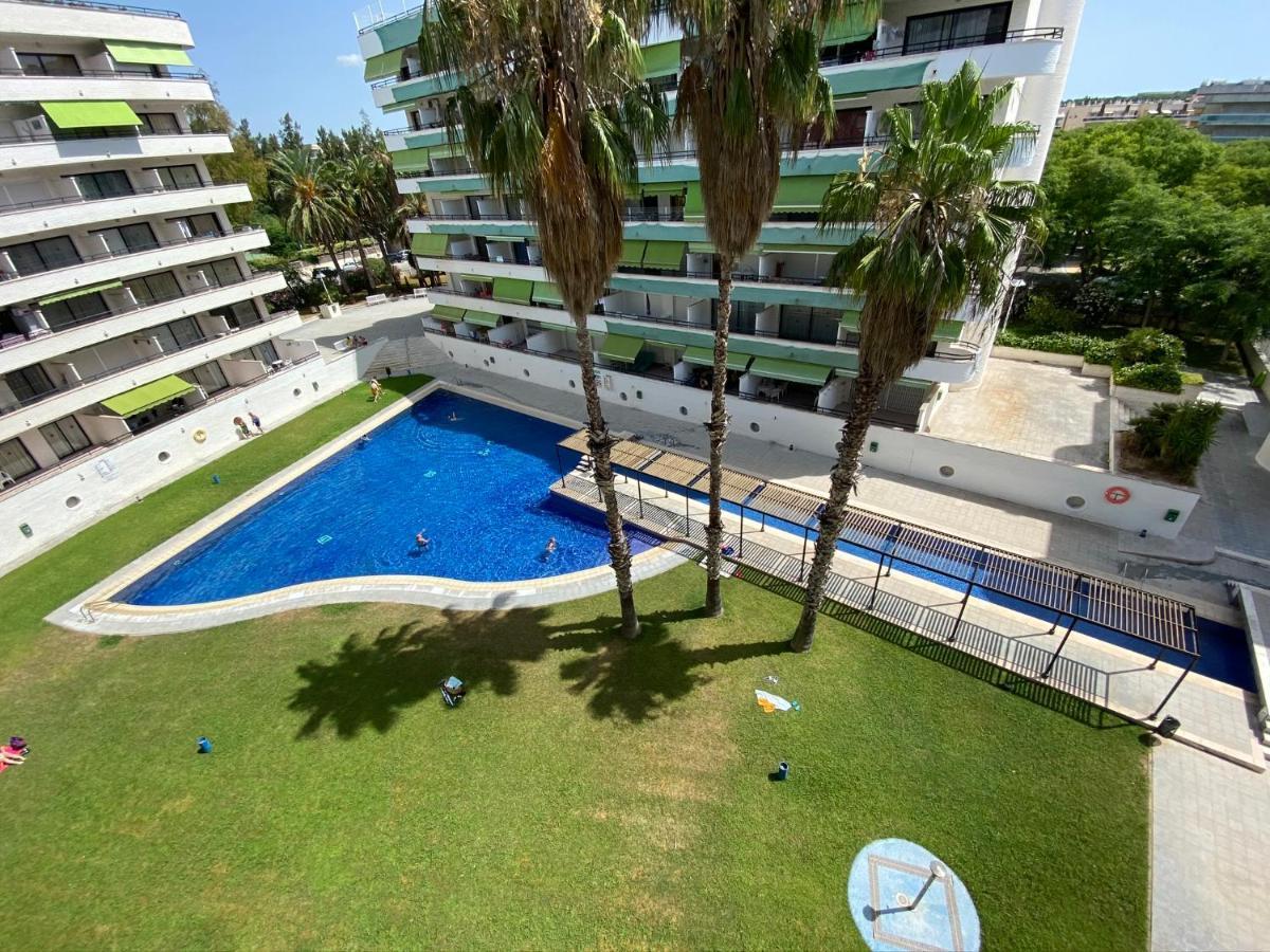 Apartamento Cerca De Playa Салоу Екстериор снимка