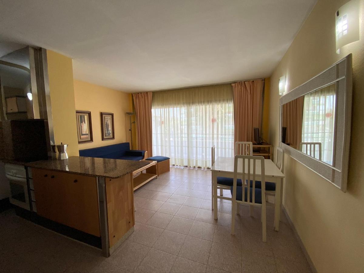 Apartamento Cerca De Playa Салоу Екстериор снимка